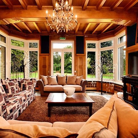 Вилла Luxurious Castle With Hot Tub In The Belgian Jamoigne Экстерьер фото