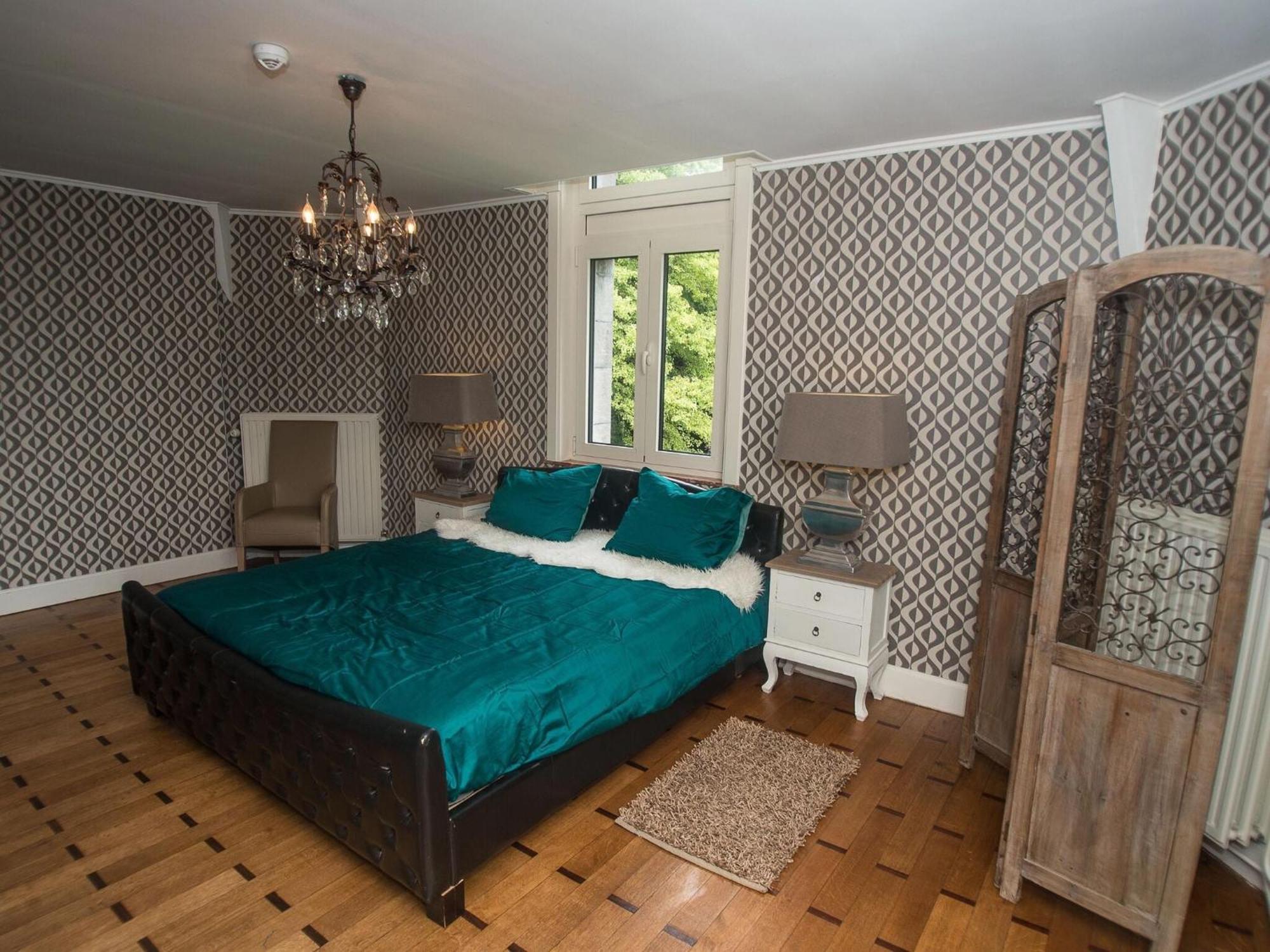 Вилла Luxurious Castle With Hot Tub In The Belgian Jamoigne Экстерьер фото