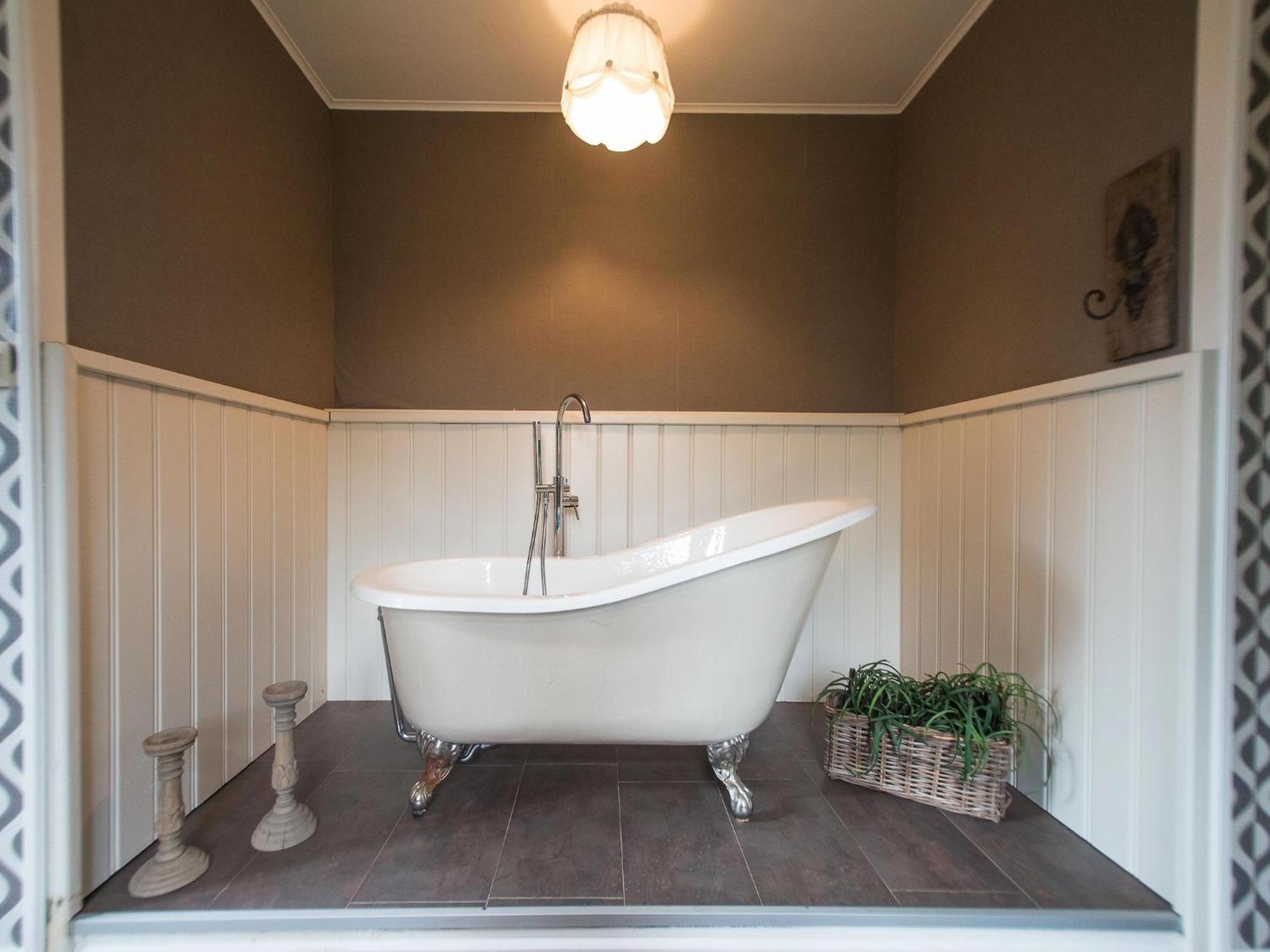 Вилла Luxurious Castle With Hot Tub In The Belgian Jamoigne Экстерьер фото
