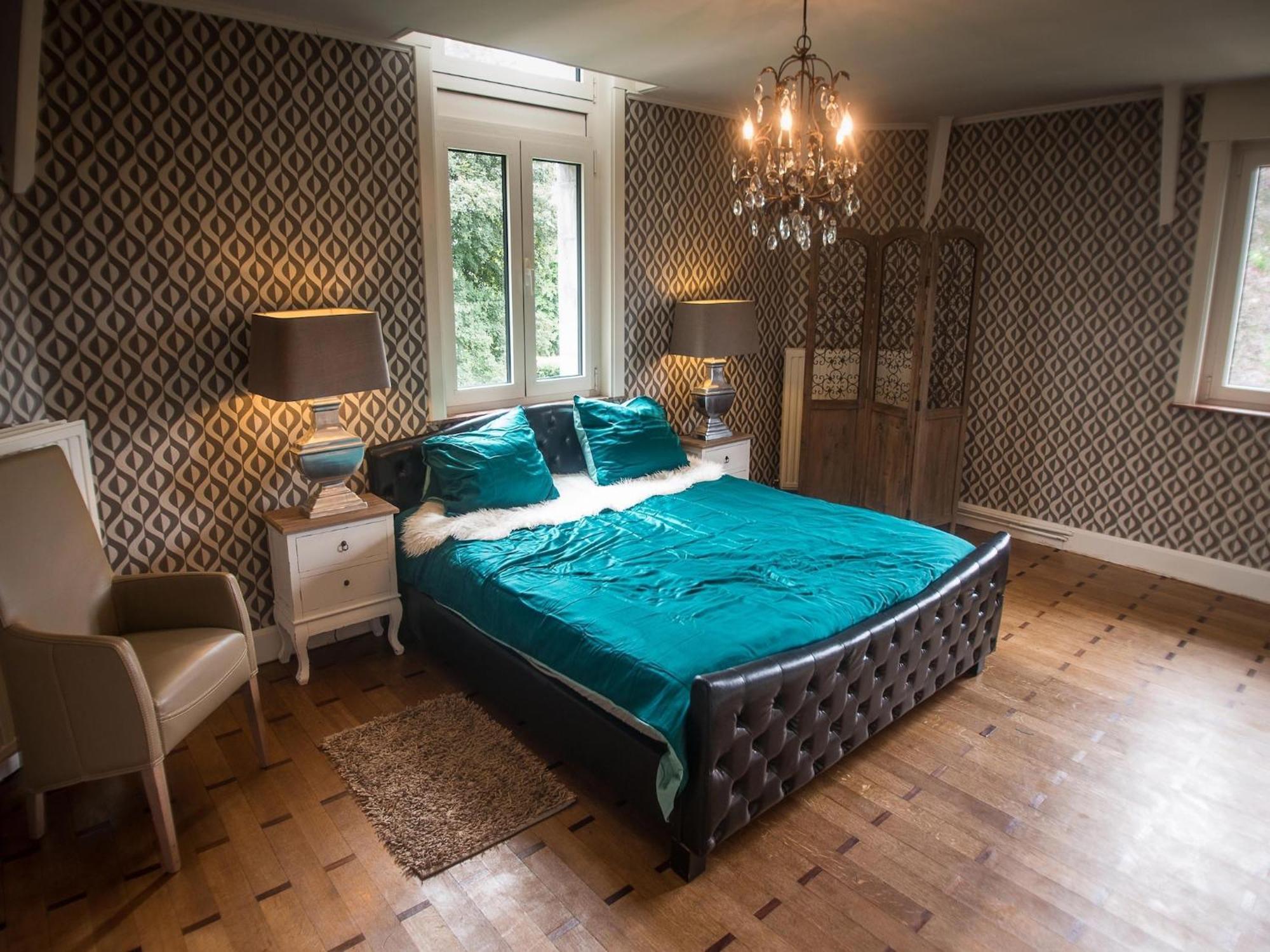 Вилла Luxurious Castle With Hot Tub In The Belgian Jamoigne Экстерьер фото