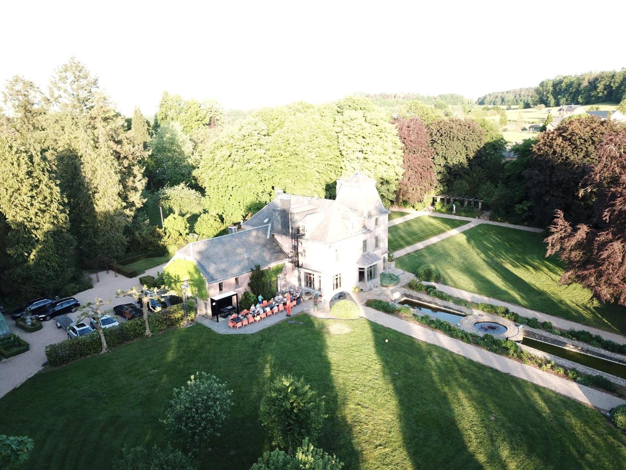 Вилла Luxurious Castle With Hot Tub In The Belgian Jamoigne Экстерьер фото
